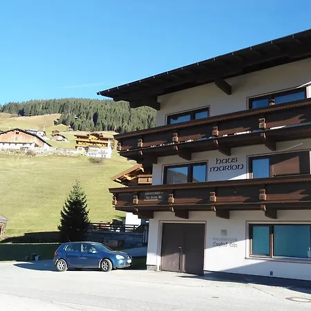 Haus Marion *